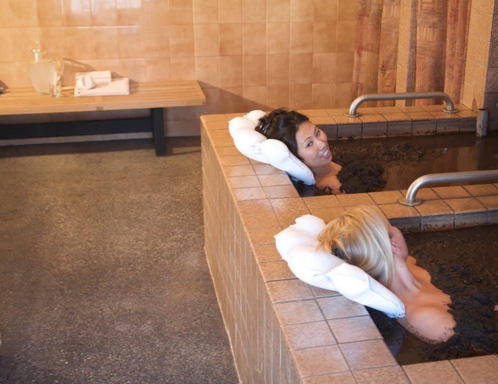 Roman Spa Resort Калистога Екстериор снимка